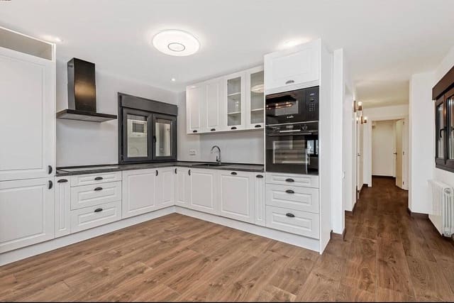 2 soveværelse Lejlighed til salg i Santa Catalina, Palma de Mallorca - € 595.000 (Ref: 9401427)