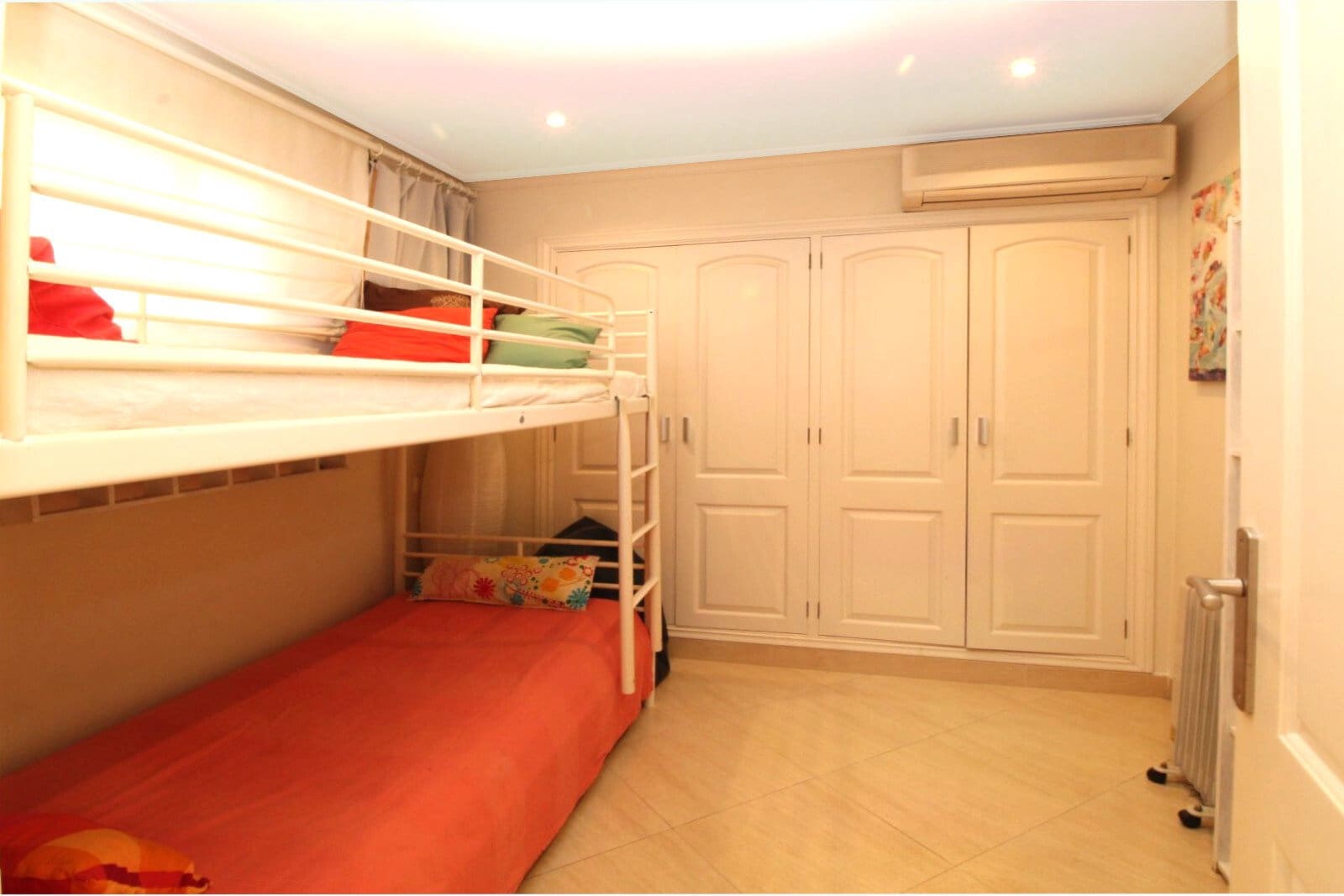 2 makuuhuone Huoneisto myytävänä paikassa Portals Nous mukana 
autotalli - 395 000 € (Ref: 9401428)