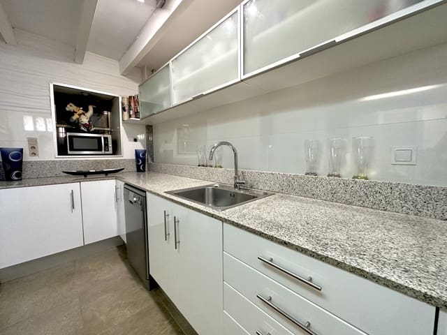 6 soverom Villa til salgs i Marratxí med svømmebasseng garasje - € 1 895 000 (Ref: 9401435)