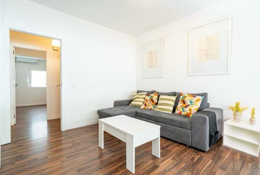 4 slaapkamer Appartement te koop in Palma de Mallorca - € 400.000 (Ref: 9401441)