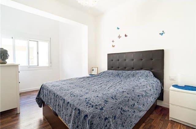 4 slaapkamer Appartement te koop in Palma de Mallorca - € 400.000 (Ref: 9401441)