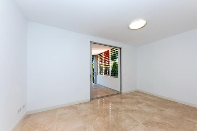 4 slaapkamer Appartement te koop in Portals Nous, Calvià met zwembad garage - € 1.400.000 (Ref: 9401445)