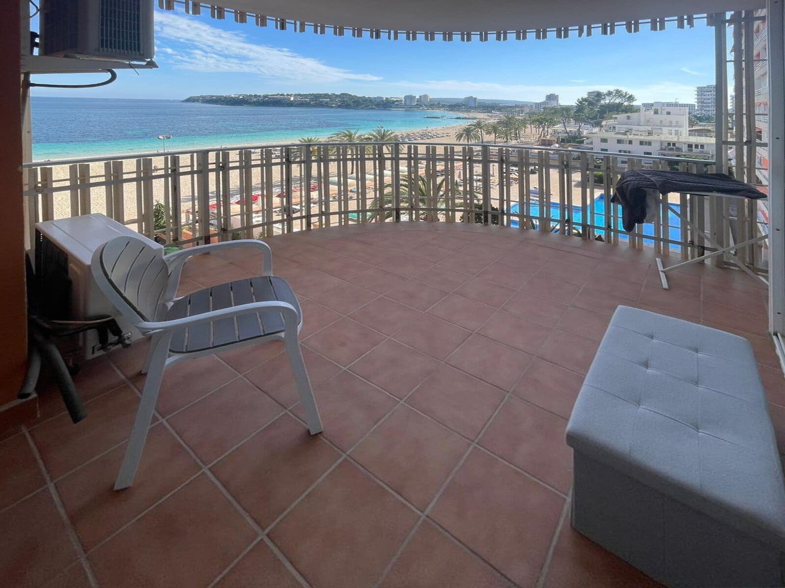 2 bedroom Apartment for sale in Magalluf - € 599,000 (Ref: 9401449)