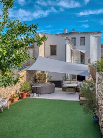 5 sypialnia Dom na sprzedaż w Alaró z basenem - 1 495 000 € (Ref: 9401450)