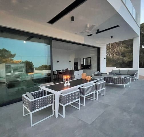 3 sypialnia Willa na sprzedaż w Cala Pi, Llucmajor z basenem garażem - 1 495 000 € (Ref: 9401458)