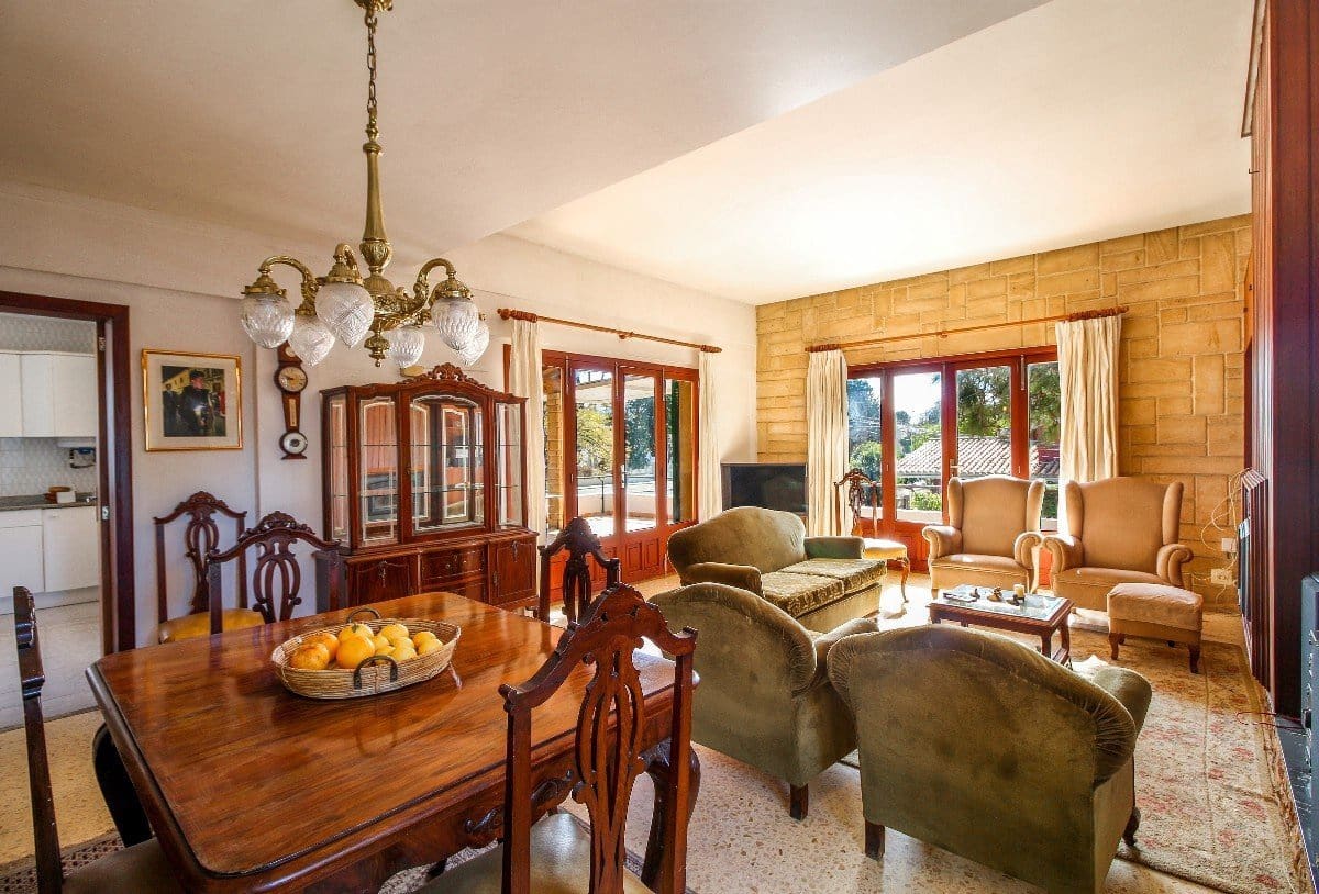 Chalet de 6 habitaciones en Alcúdia en venta con garaje - 875.000 € (Ref: 9401459)