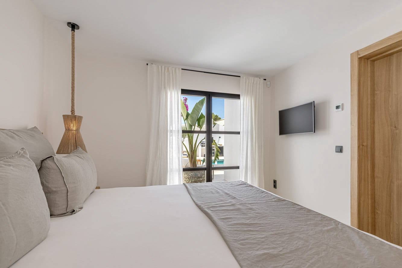 3 makuuhuone Huvila myytävänä paikassa Sol de Mallorca mukana uima-altaan - 2 150 000 € (Ref: 9401461)