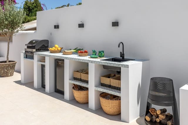 3 makuuhuone Huvila myytävänä paikassa Sol de Mallorca, Calvià mukana uima-altaan - 2 150 000 € (Ref: 9401461)