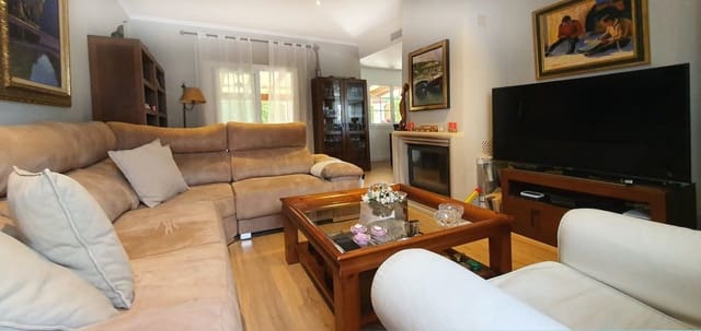 4 Zimmer Doppelhaus zu verkaufen in Maioris Decima, Llucmajor mit Pool - 915.000 € (Ref: 9401462)