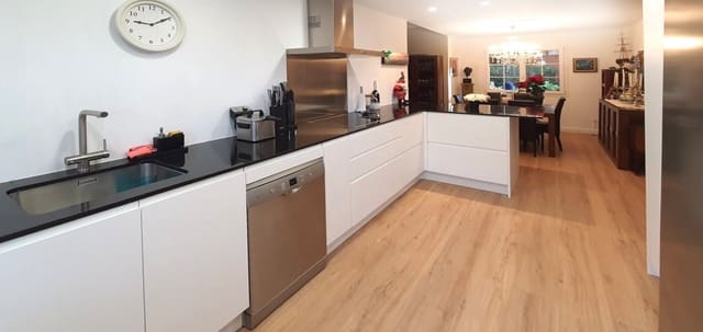 4 Zimmer Doppelhaus zu verkaufen in Maioris Decima, Llucmajor mit Pool - 915.000 € (Ref: 9401462)