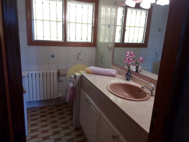 5 Zimmer Villa zu verkaufen in Santa Ponsa, Calvià mit Pool Garage - 2.600.000 € (Ref: 9401464)