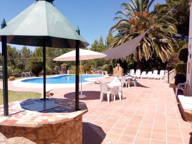 5 Zimmer Villa zu verkaufen in Santa Ponsa, Calvià mit Pool Garage - 2.600.000 € (Ref: 9401464)