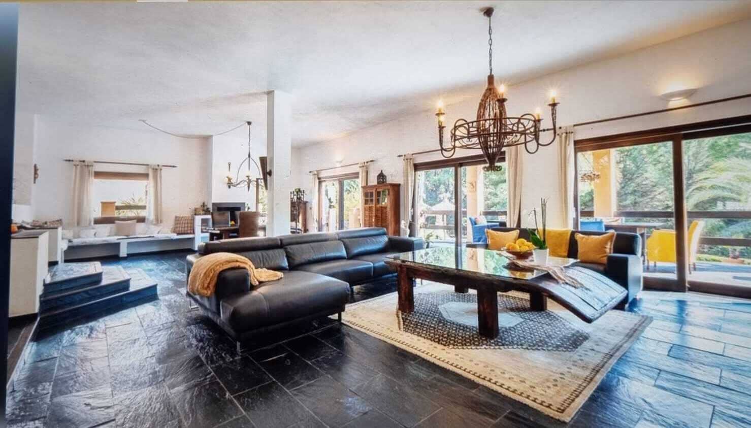 4 makuuhuone Huvila myytävänä paikassa Costa de la Calma mukana uima-altaan 
autotalli - 2 850 000 € (Ref: 9401465)