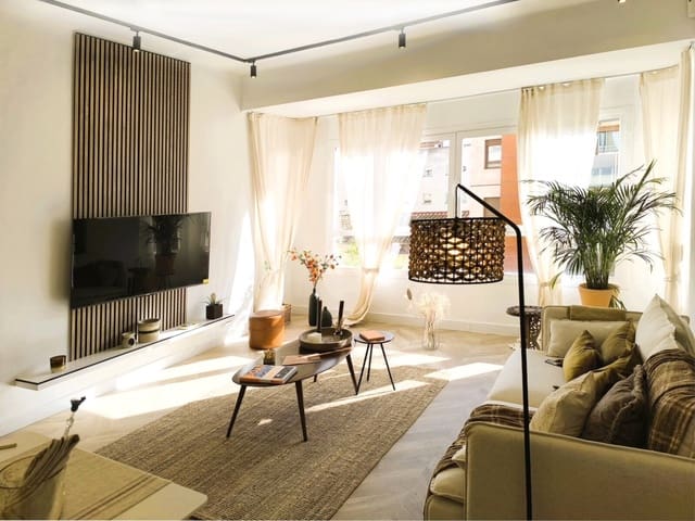 3 sypialnia Apartament na sprzedaż w Palma de Mallorca - 460 000 € (Ref: 9401470)