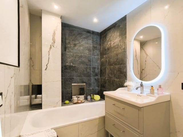 3 sypialnia Apartament na sprzedaż w Palma de Mallorca - 460 000 € (Ref: 9401470)