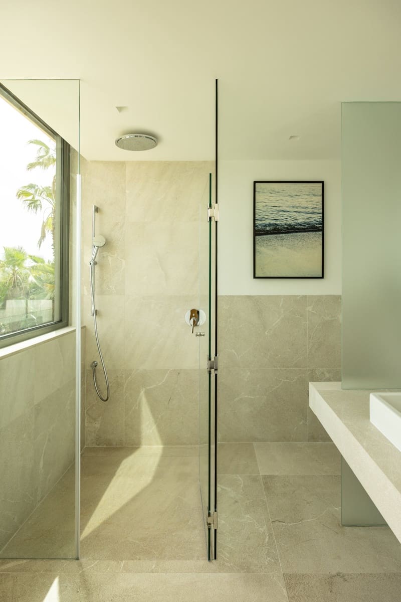 6 soverom Villa til salgs i Santa Ponsa med svømmebasseng garasje - € 7 500 000 (Ref: 9401476)