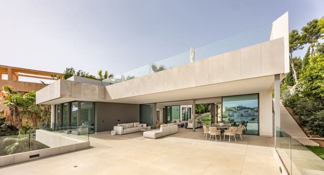 6 soverom Villa til salgs i Santa Ponsa, Calvià med svømmebasseng garasje - € 7 500 000 (Ref: 9401476)