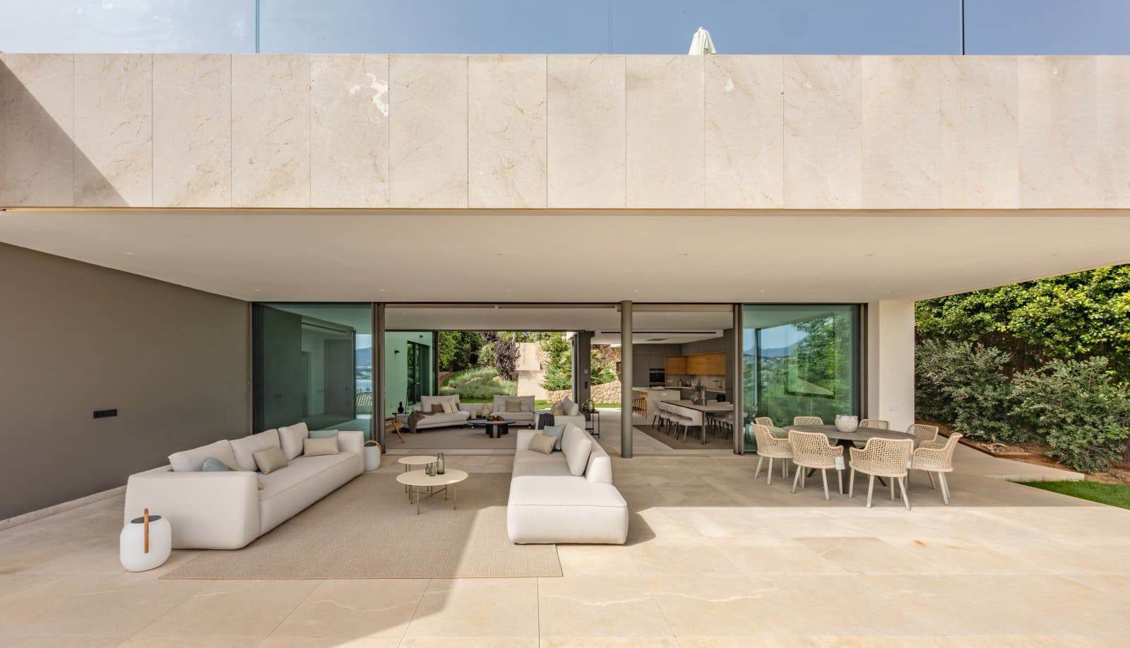 6 soverom Villa til salgs i Santa Ponsa med svømmebasseng garasje - € 7 500 000 (Ref: 9401476)