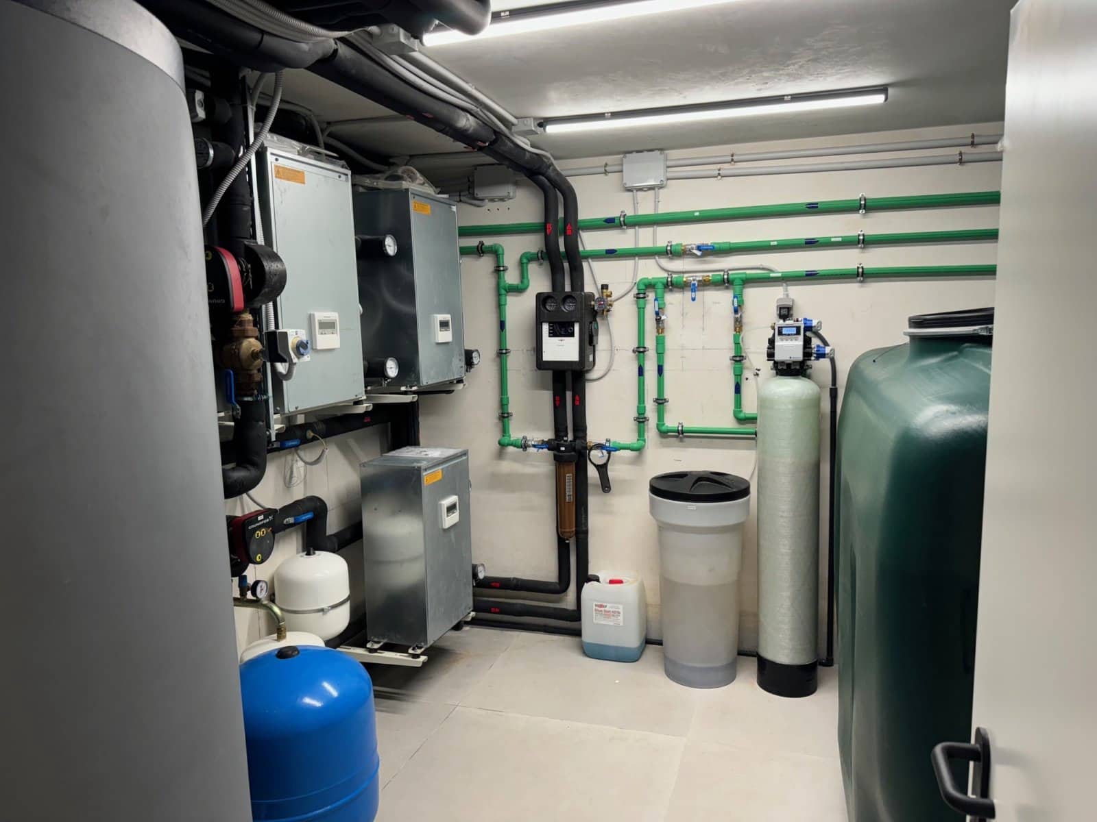 6 soverom Villa til salgs i Santa Ponsa med svømmebasseng garasje - € 7 500 000 (Ref: 9401476)