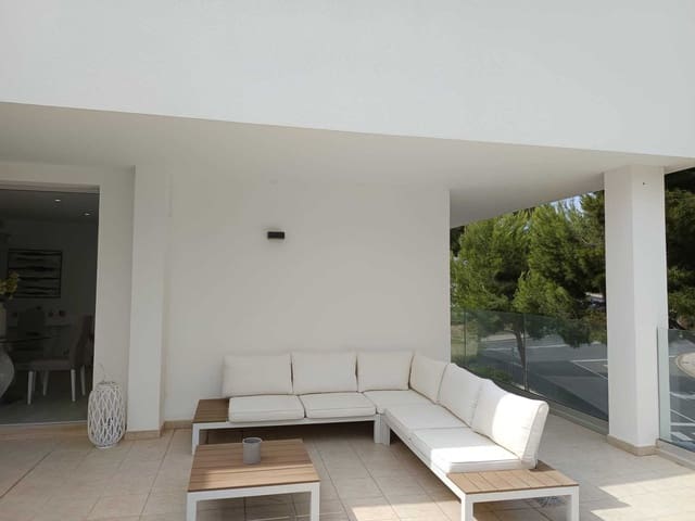 3 quarto Penthouse para venda em Palmanova, Calvià com piscina garagem - 1 200 000 € (Ref: 9401477)