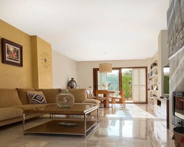 5 soveværelse Byhus til salg i Son Veri Nou, Llucmajor med garage - € 940.000 (Ref: 9401479)