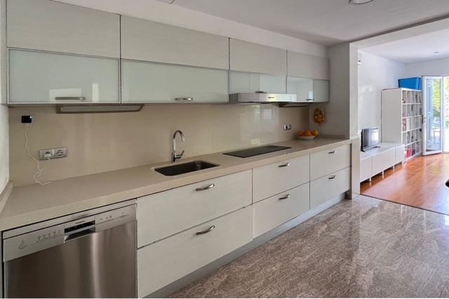 5 soveværelse Byhus til salg i Son Veri Nou, Llucmajor med garage - € 940.000 (Ref: 9401479)