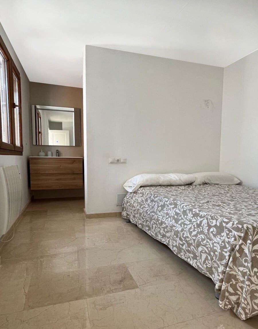 5 soveværelse Byhus til salg i Son Veri Nou med garage - € 940.000 (Ref: 9401479)