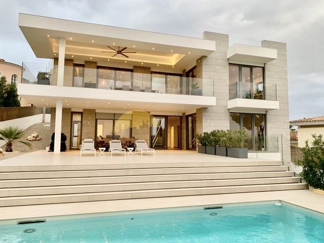 Chalet de 4 habitaciones en Santa Ponsa, Calvià en venta con piscina garaje - 4.850.000 € (Ref: 9401488)