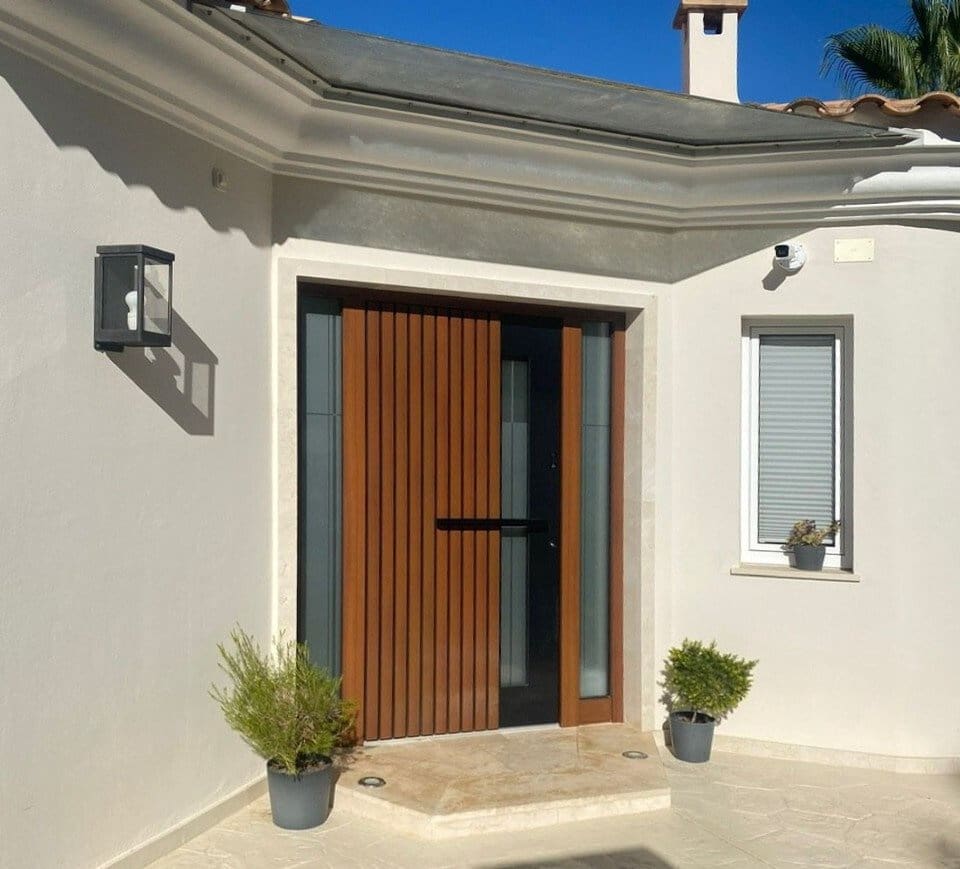 5 soverom Villa til salgs i Santa Ponsa med svømmebasseng garasje - € 3 950 000 (Ref: 9401490)