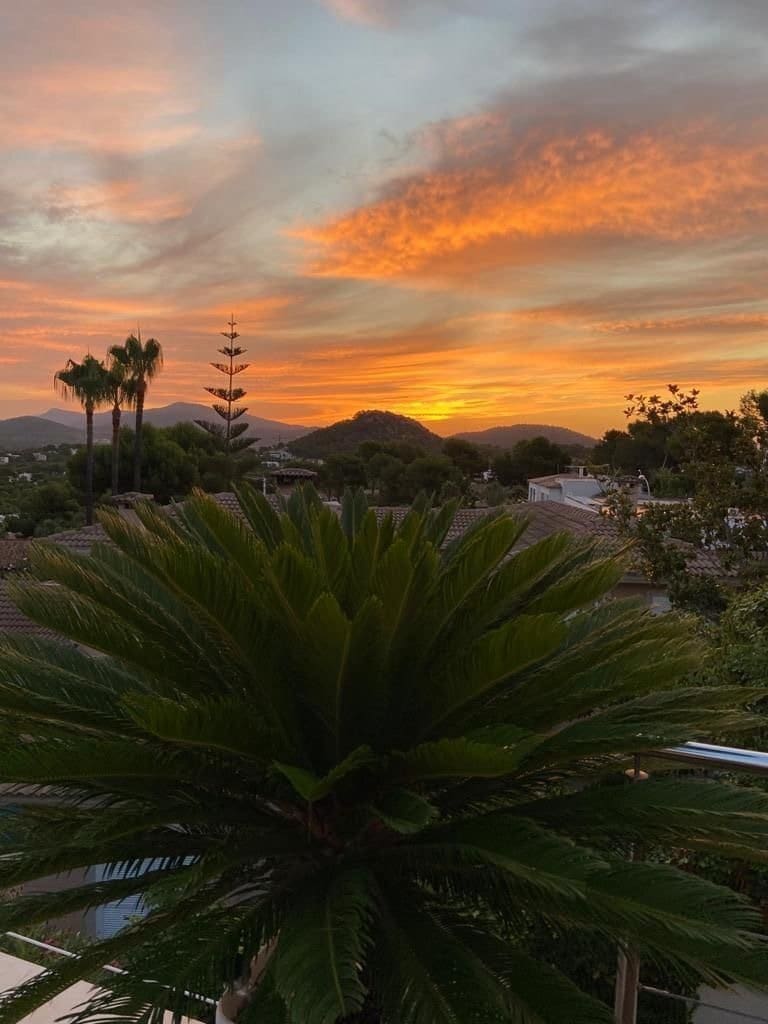 5 soverom Villa til salgs i Santa Ponsa med svømmebasseng garasje - € 3 950 000 (Ref: 9401490)