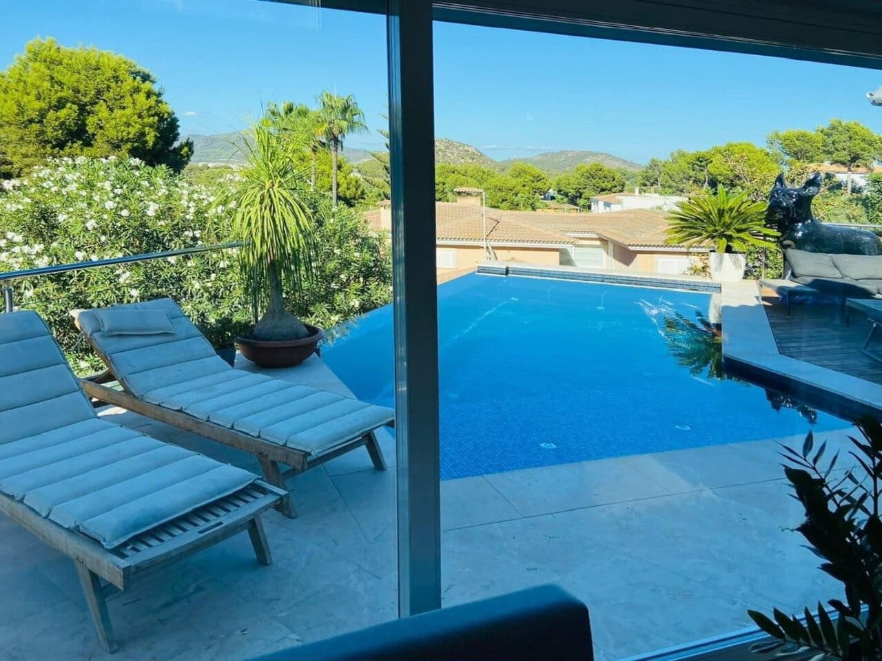 5 soverom Villa til salgs i Santa Ponsa med svømmebasseng garasje - € 3 950 000 (Ref: 9401490)