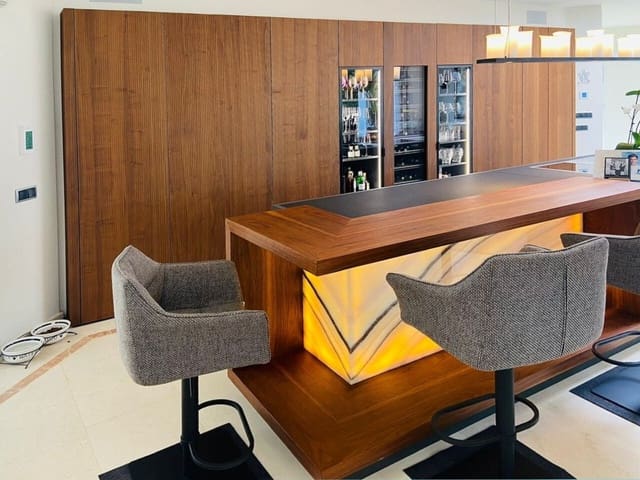 5 soverom Villa til salgs i Santa Ponsa, Calvià med svømmebasseng garasje - € 3 950 000 (Ref: 9401490)