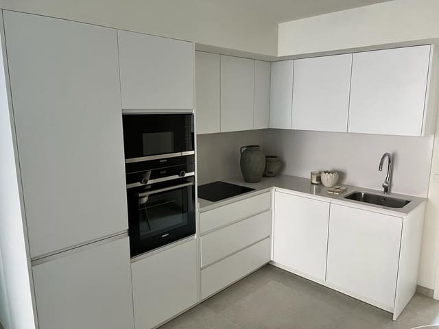 1 slaapkamer Appartement te koop in Santa Catalina, Palma de Mallorca met zwembad garage - € 499.900 (Ref: 9401496)