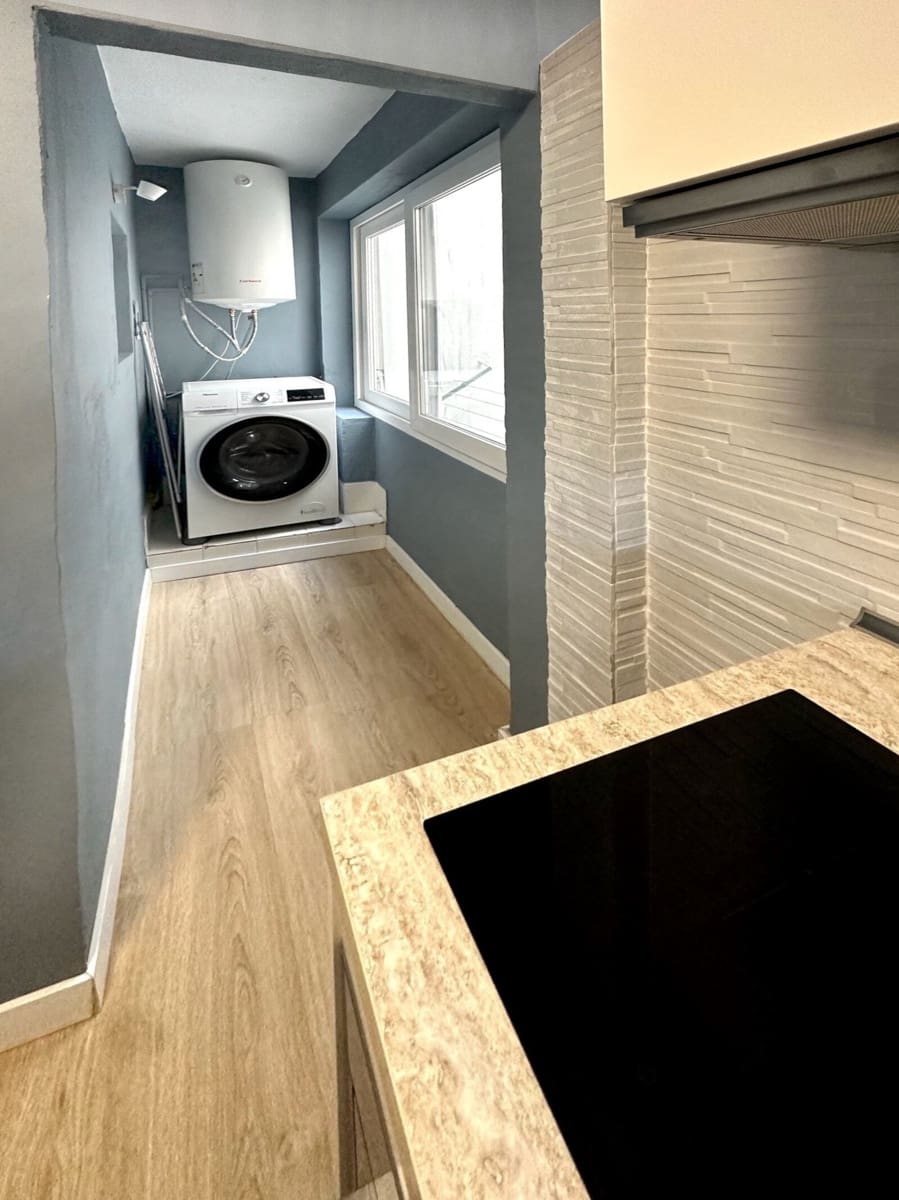 2 slaapkamer Appartement te koop in Palma de Mallorca - € 299.000 (Ref: 9401510)