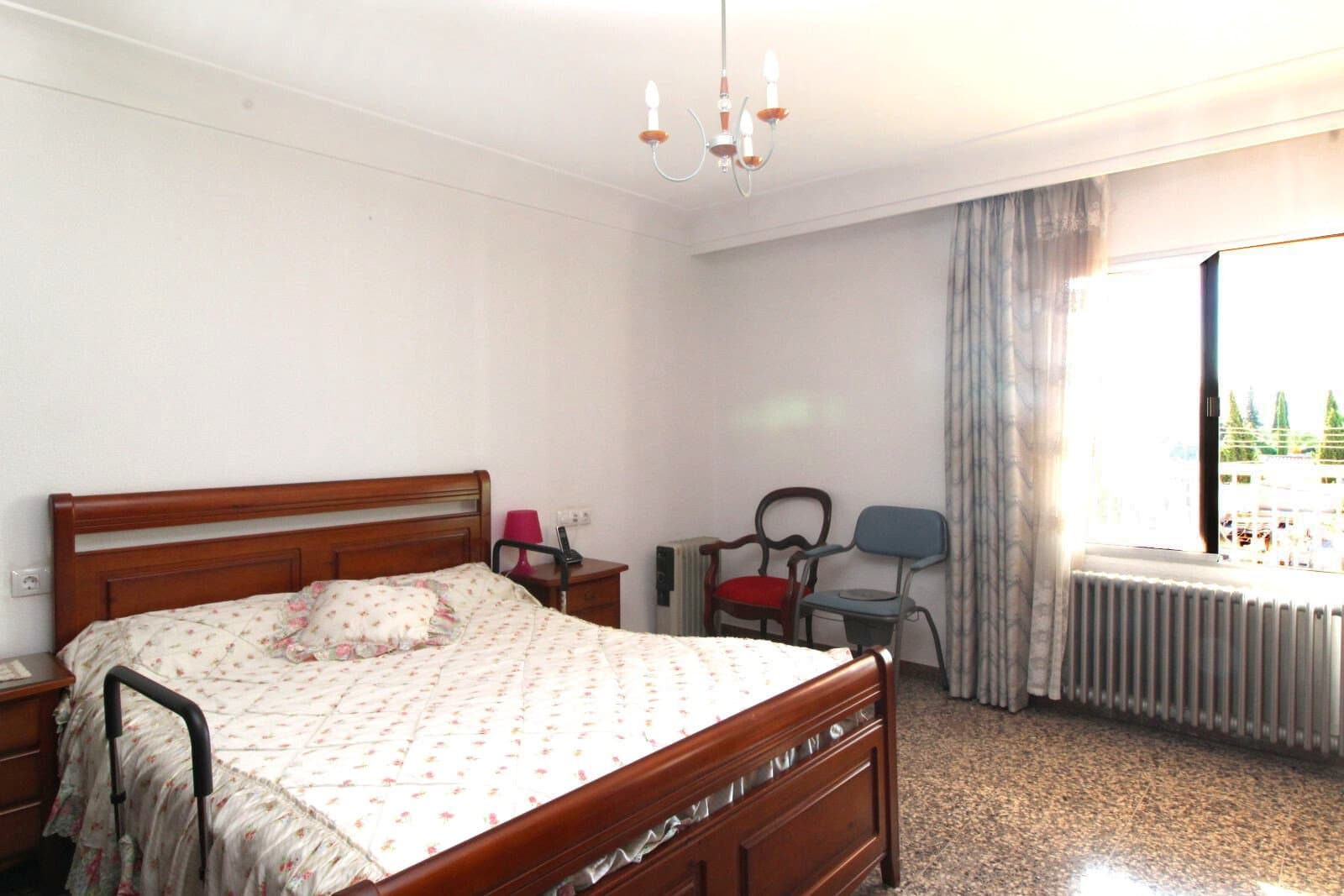 3 bedroom Business for sale in Palma de Mallorca - € 890,000 (Ref: 9401512)