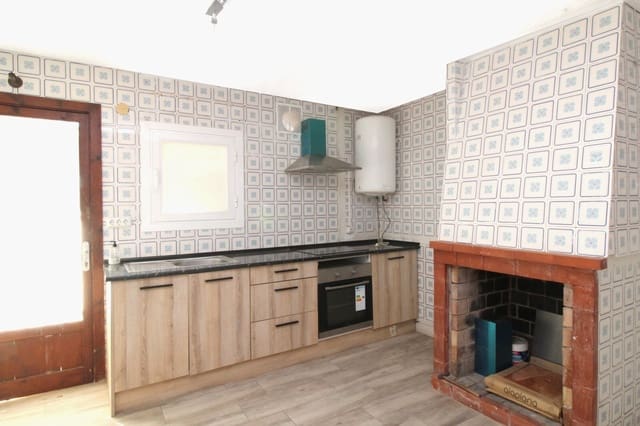 3 bedroom Business for sale in Palma de Mallorca - € 890,000 (Ref: 9401512)