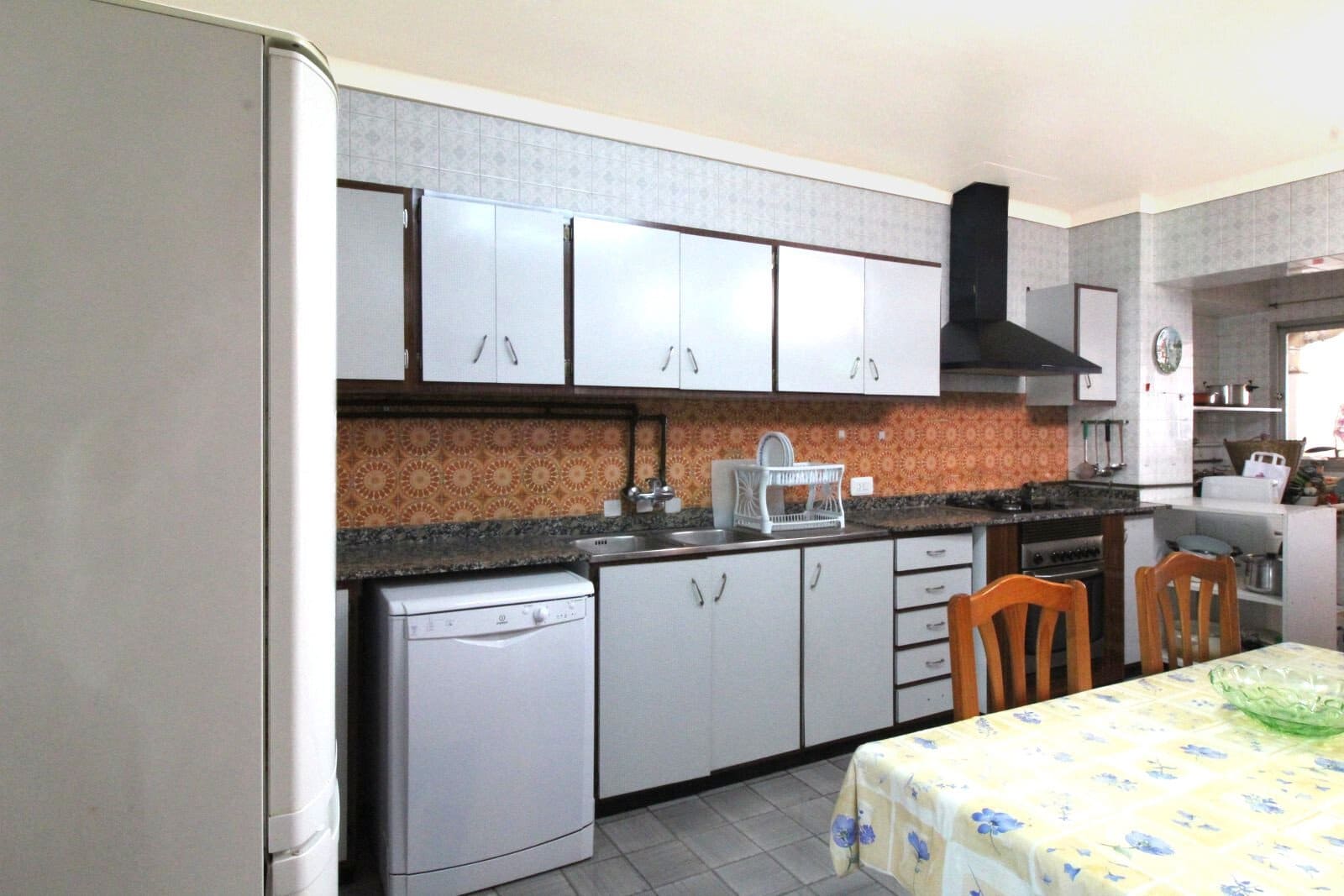 3 bedroom Business for sale in Palma de Mallorca - € 890,000 (Ref: 9401512)