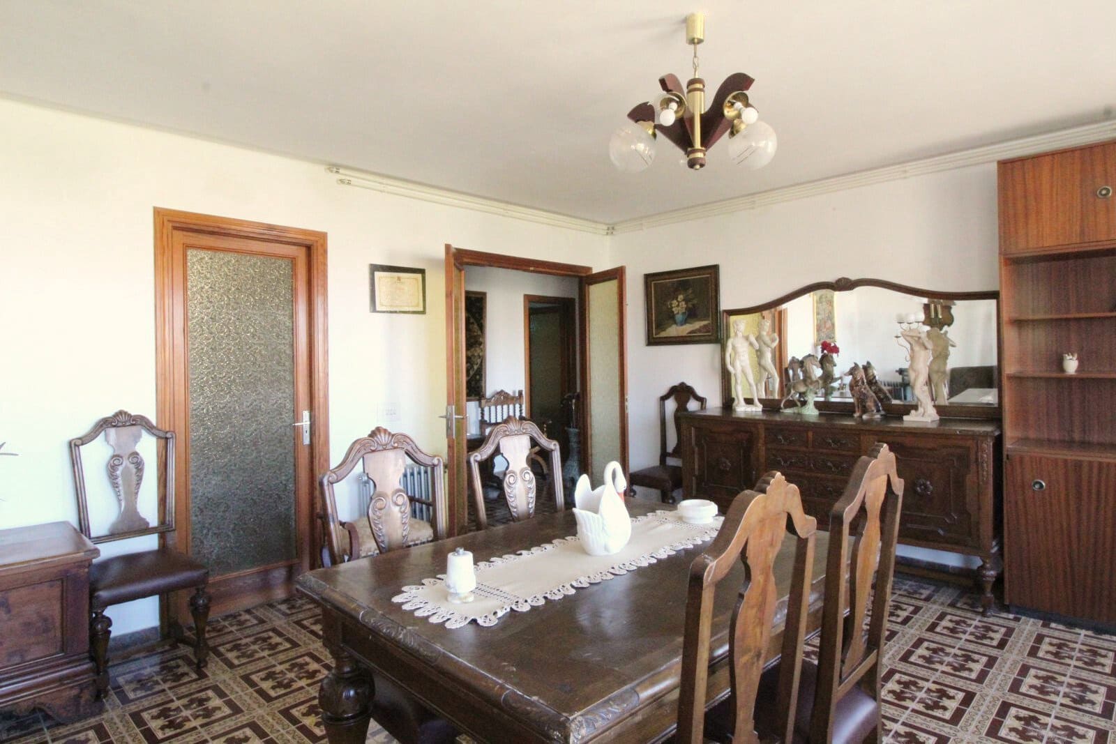 3 bedroom Business for sale in Palma de Mallorca - € 890,000 (Ref: 9401512)