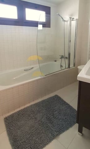 2 soverom Strandleiligheter til salgs i Alcúdia med svømmebasseng garasje - € 479 000 (Ref: 9401513)