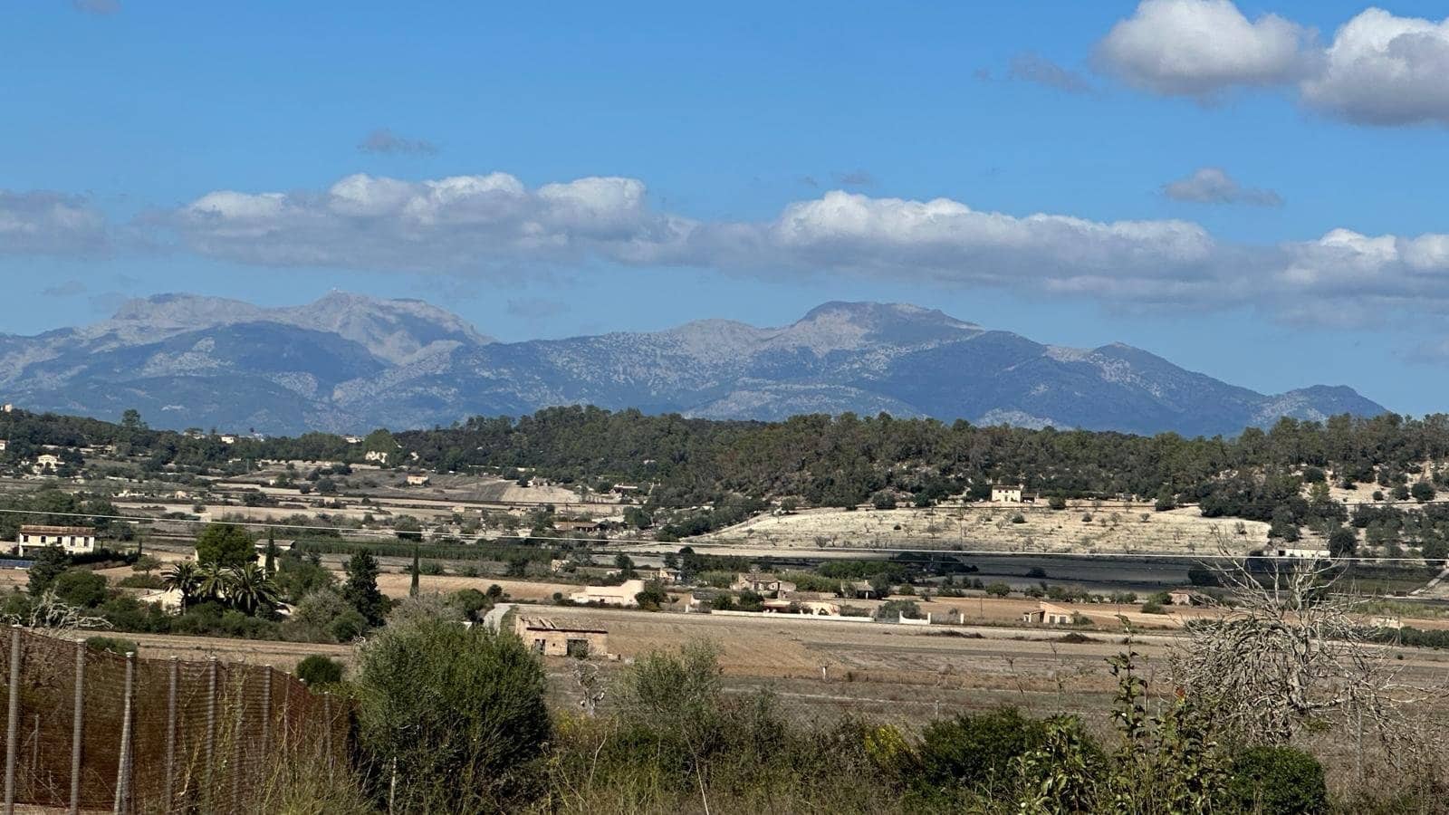 Building Plot for sale in Sineu - € 150,000 (Ref: 9401516)