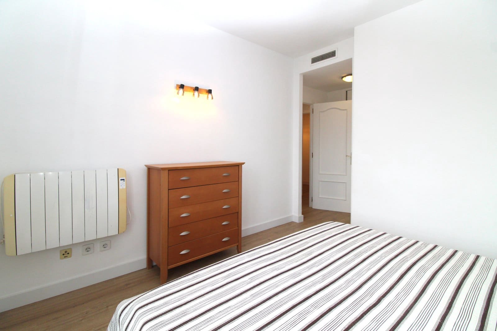 3 bedroom Apartment for sale in L'Arenal / S'Arenal with pool garage - € 560,000 (Ref: 9401519)