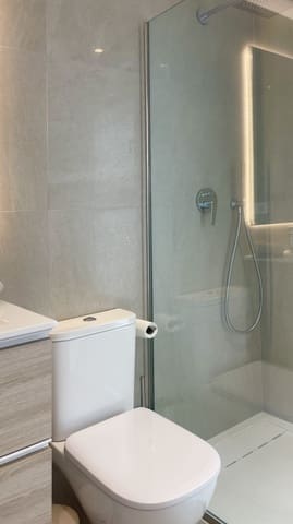 Apartamento de 2 habitaciones en Cala d'Or, Santanyí en venta con piscina garaje - 410.000 € (Ref: 9401521)