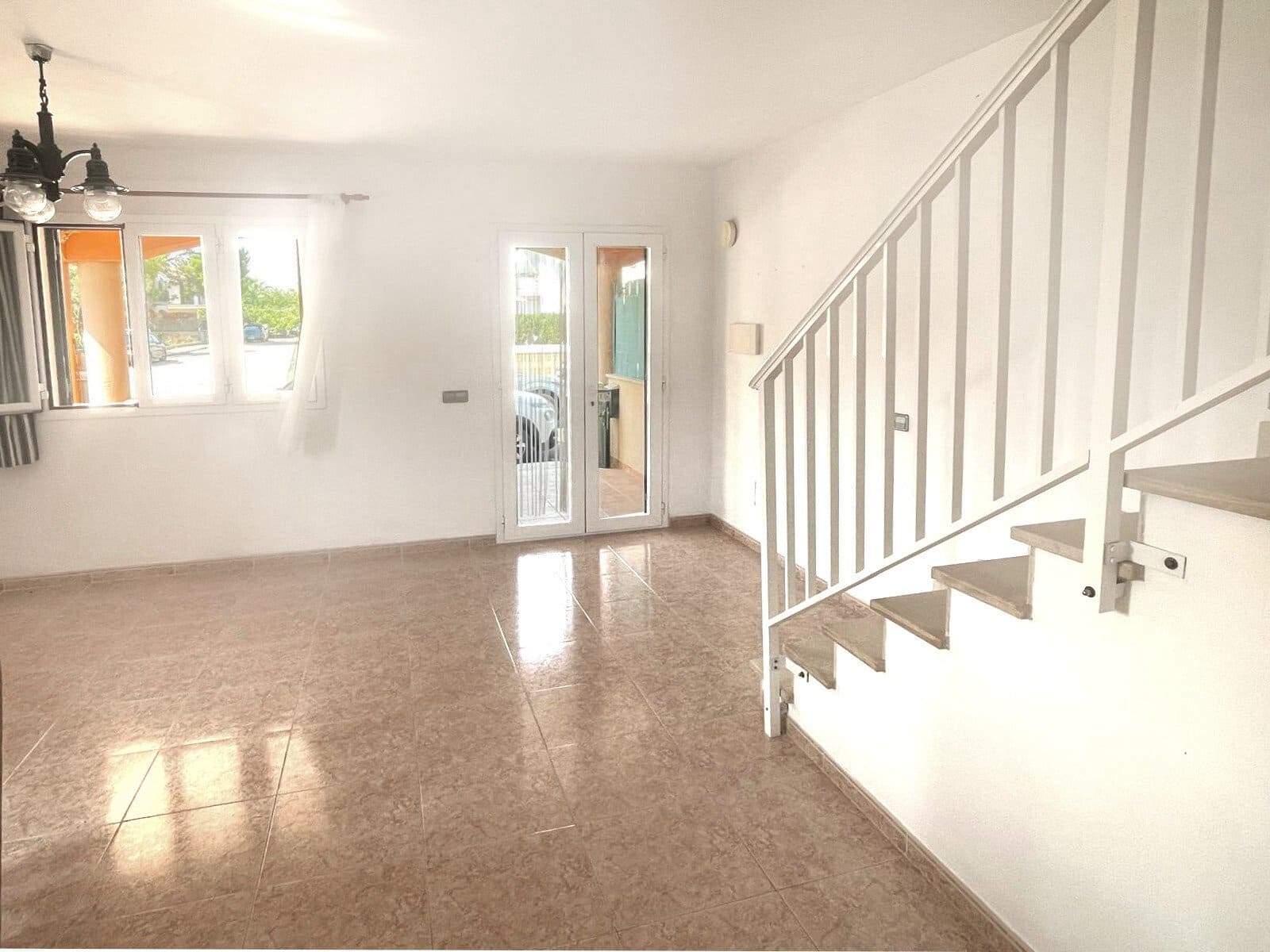 3 soverom Hus til salgs i S'Estanyol med garasje - € 459 000 (Ref: 9401523)