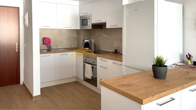 2 makuuhuone Huoneisto myytävänä paikassa L'Arenal / S'Arenal, Llucmajor mukana 
autotalli - 580 000 € (Ref: 9401527)