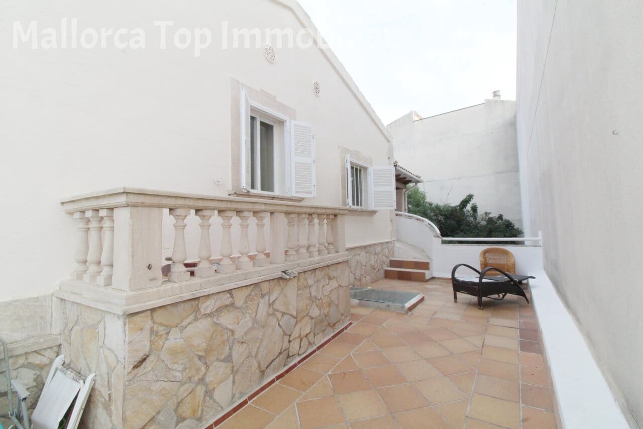 4 bedroom Villa for sale in Alcudia with garage - € 740,000 (Ref: 9401528)