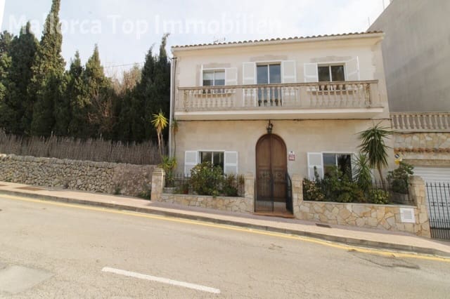 4 bedroom Villa for sale in Alcúdia with garage - € 740,000 (Ref: 9401528)