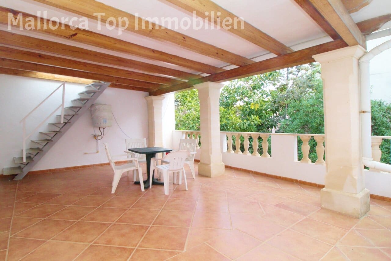 4 bedroom Villa for sale in Alcudia with garage - € 740,000 (Ref: 9401528)