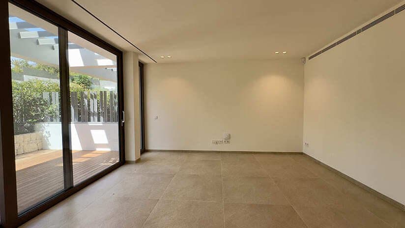 2 soveværelse Lejlighed til salg i Cala Mayor med swimmingpool garage - € 845.000 (Ref: 9401533)