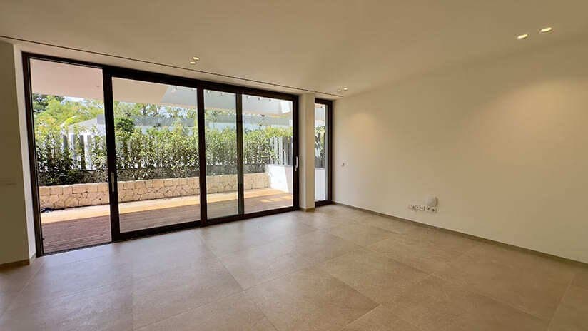 2 soveværelse Lejlighed til salg i Cala Mayor med swimmingpool garage - € 845.000 (Ref: 9401533)