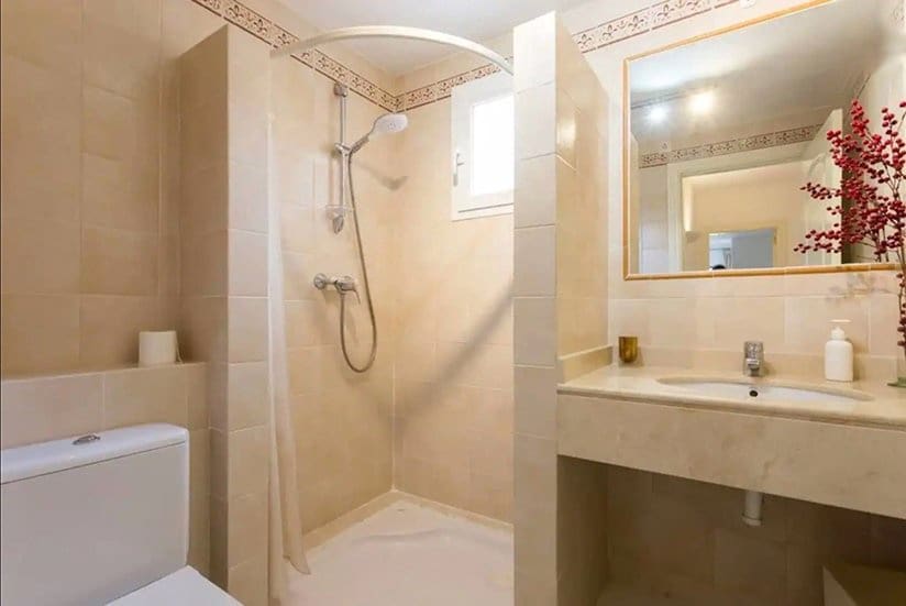 2 soveværelse Lejlighed til salg i Santa Ponsa med swimmingpool - € 730.000 (Ref: 9401534)